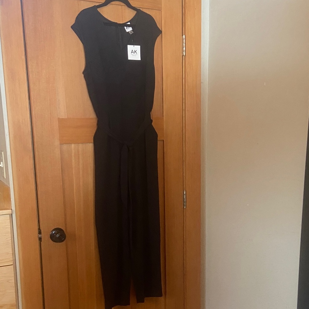 AK Anne Klein Black Sleeveless Jumpsuit with Tie Waist - Size Petite L